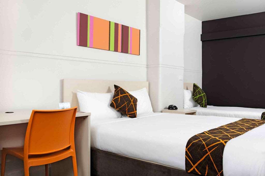 Ibis Styles Kingsgate Hotel Melbourne Room photo